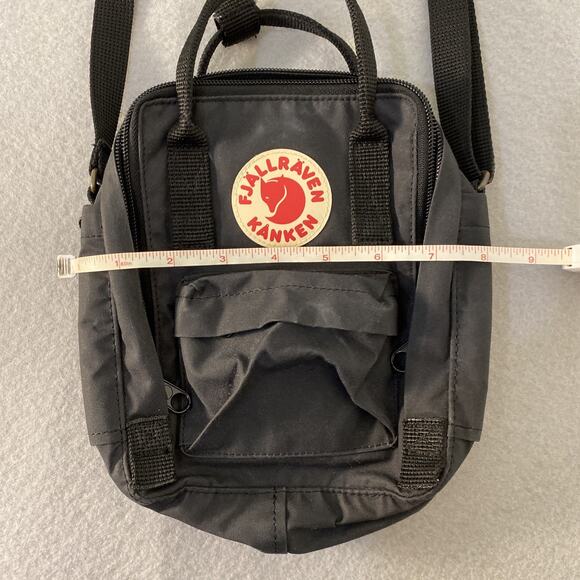 Fjallraven Classic Kanken Mini Backpack Black Gorpcore Minimal Fallwear - Picture 11 of 12